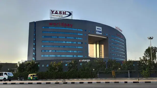 Yash Technologies is hiring Trainee